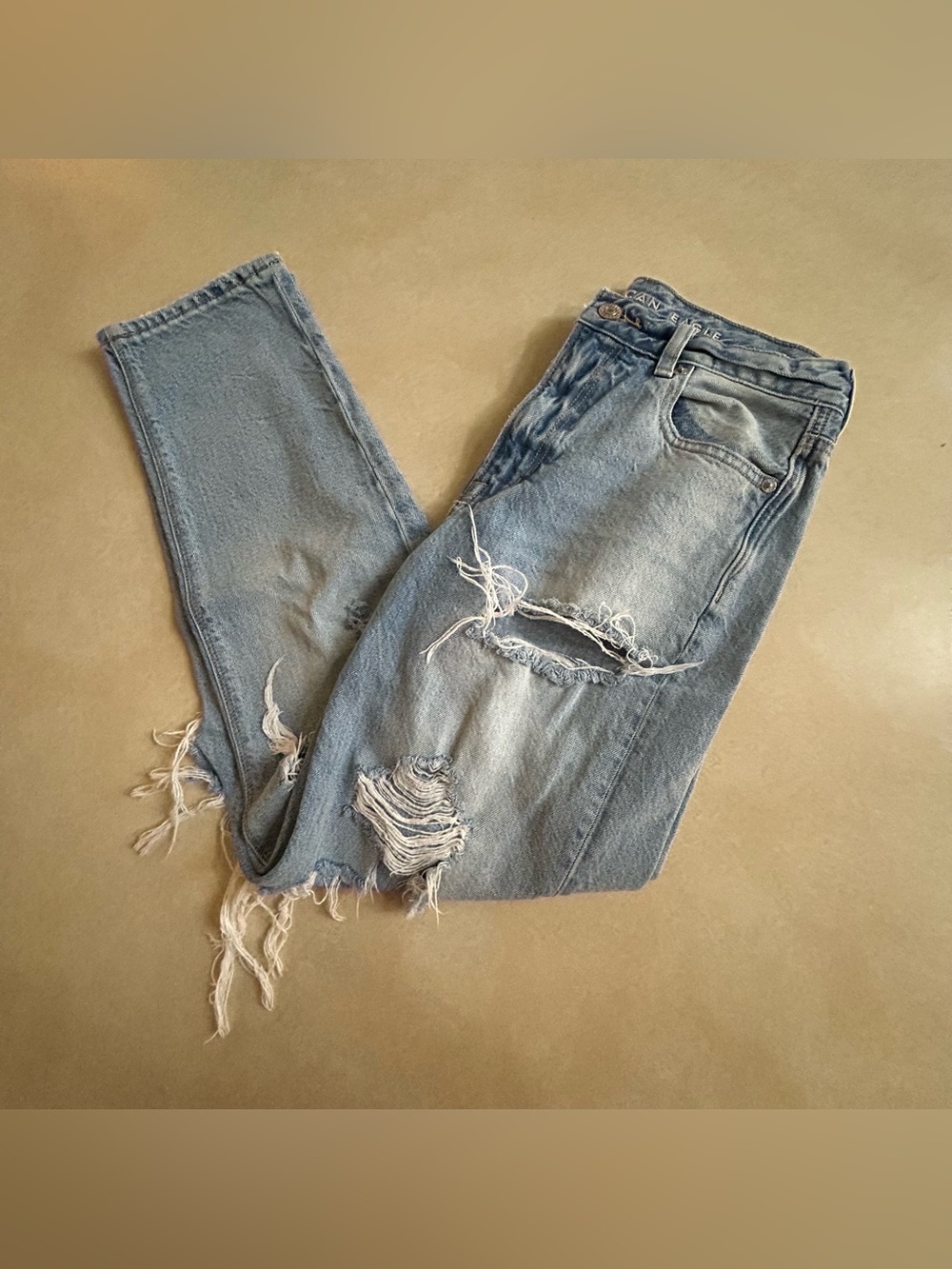 American Eagle Womens Mom Jean 2 Short Cotton Distressed